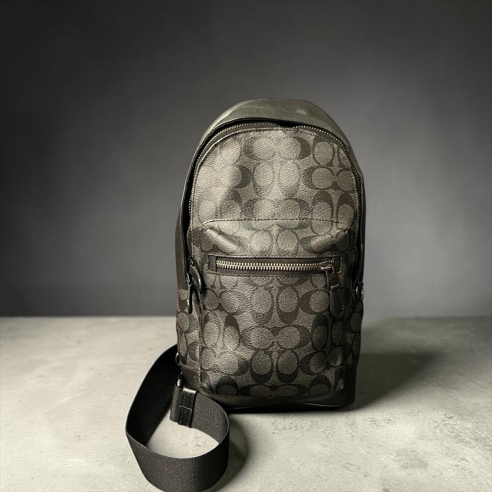 Coach Men's West Pack in charcoal black signature canvas